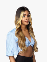 Load image into Gallery viewer, Dashly Lace Wig – Unit 8
